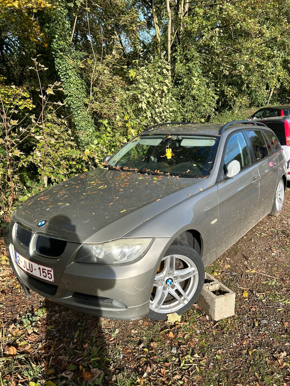 Bmw e91 318d pour pieces ou à réparer, Autos, Cuir, Achat, Ordinateur de bord, Particulier