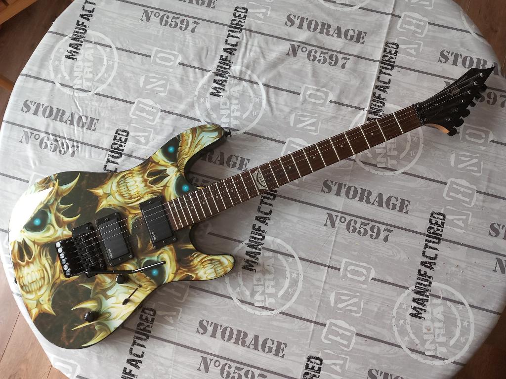 Guitare Gewa VIA Screech Demon Skulls, Musique & Instruments, Enlèvement, Comme neuf, Solid body, Autres marques