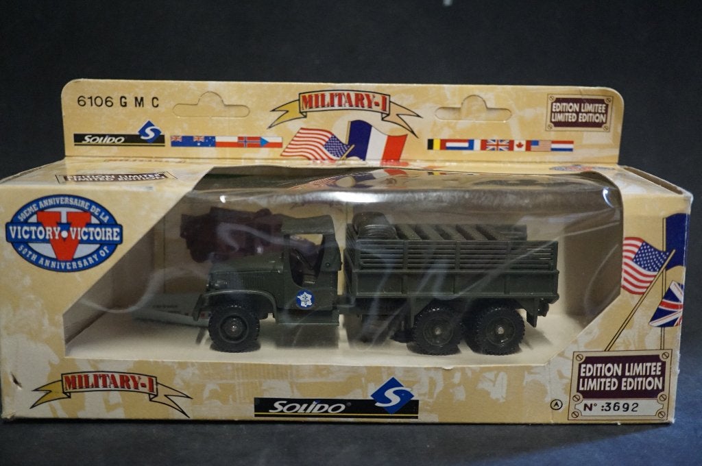 Camion militaire Solido GMC avec jerrycans - 1/50 - TOP, Enlèvement ou Envoi