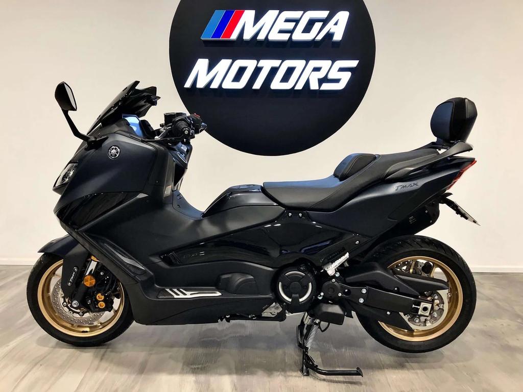 Yamaha TMAX 560 48CV TECH MAX ! 2.127KM ! DARK PETROL" AKRAP, Motoren, Motoren | Yamaha, Bedrijf, Scooter, 12 t/m 35 kW, ABS, Cruise Control