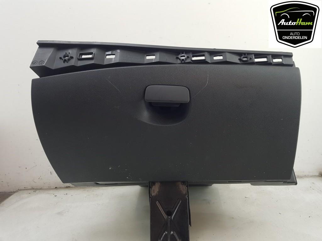 DASHBOARDKASTJE Renault Megane III CC (EZ) (|681080020R|), Dhr. J. Ham, Gebruikt, Renault, Administratie@autoham.nl