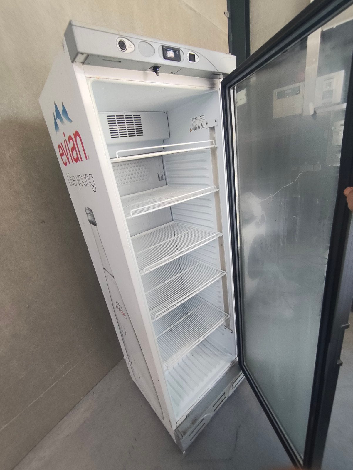 Evian koelkast, Elektronische apparatuur, Koelkasten en IJskasten, Ophalen