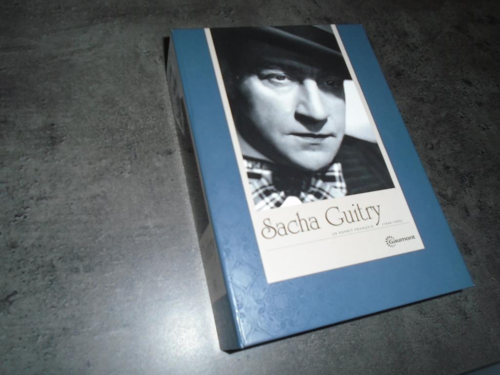 DVD - CLASSIQUES - SACHA GUITRY un esprit français - 5 DVDs, Cd's en Dvd's, Dvd's | Klassiekers, Ophalen of Verzenden, Zo goed als nieuw