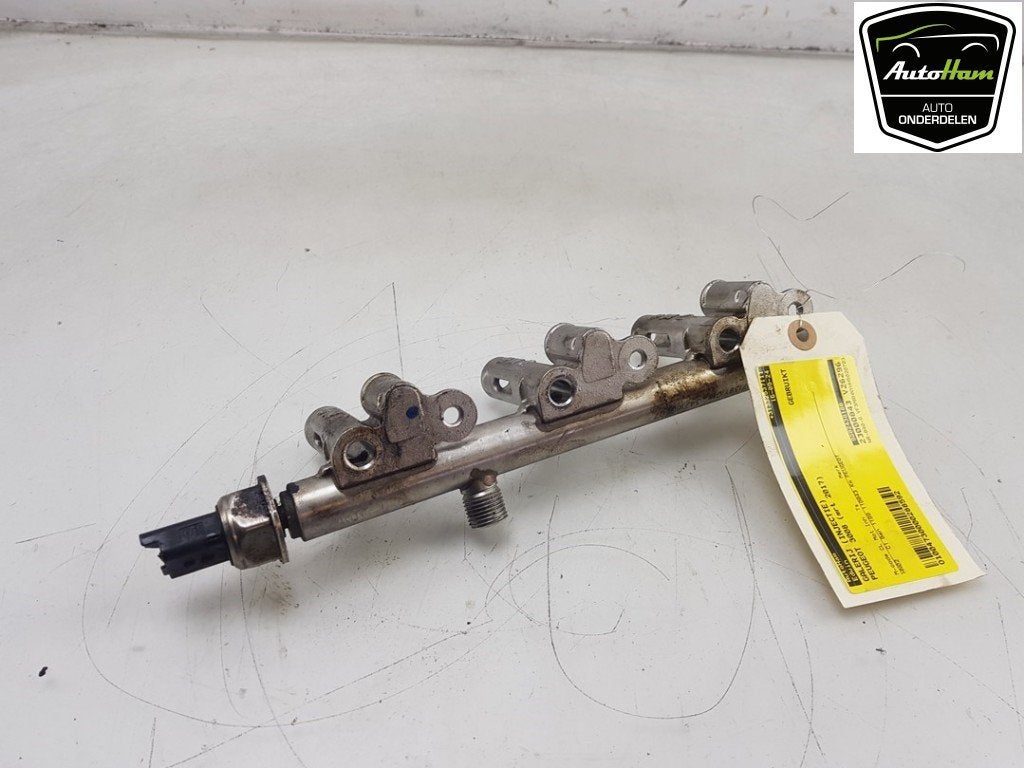 RAMPE D'INJECTION Peugeot 3008 II (M4 / MC / MJ / MR), Utilisé, Peugeot