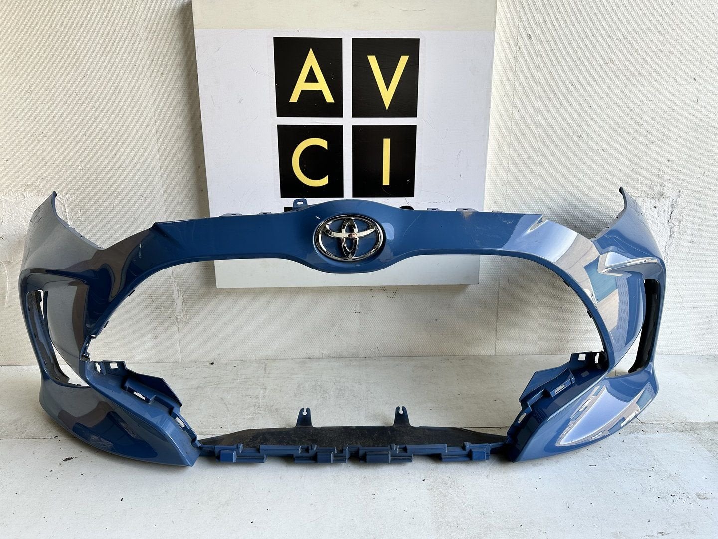 Toyota YARIS IV 4 voorbumper bumper origineel, Gebruikt, -, Voor, -