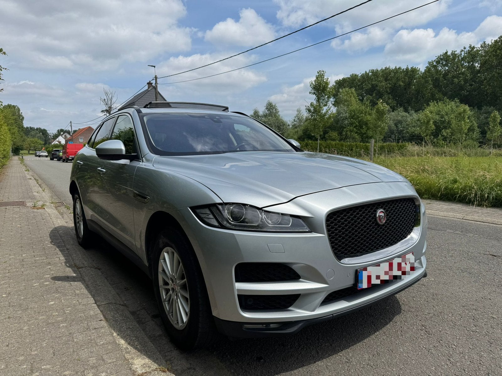 JAGUAR F-PACE 2.0 DIESEL / AUTOMATIC/ EURO 6/ CONTROLE OK, Autos, Cuir, Achat, Euro 6, Entreprise