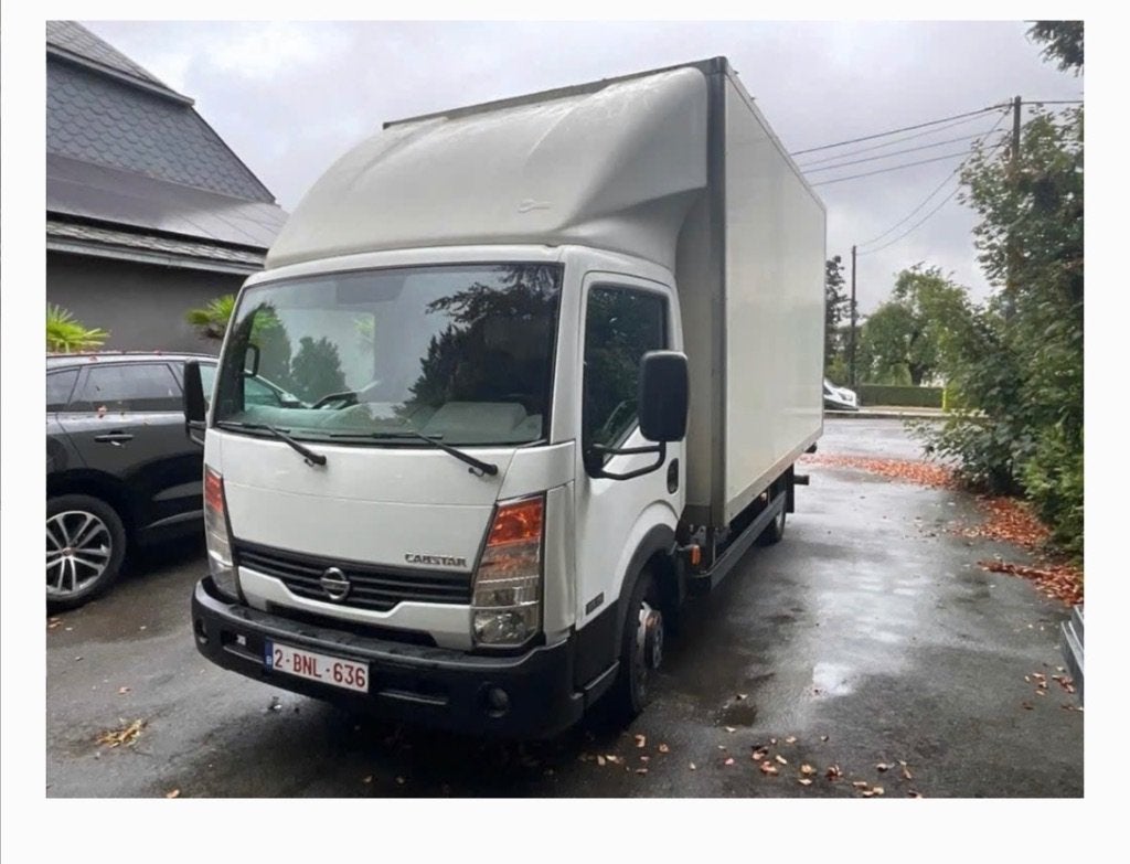 Camionette Nisan cabstar 66000 km !!!, Autos, Achat, Euro 6, Entretenue par le concessionnaire, 2 portes