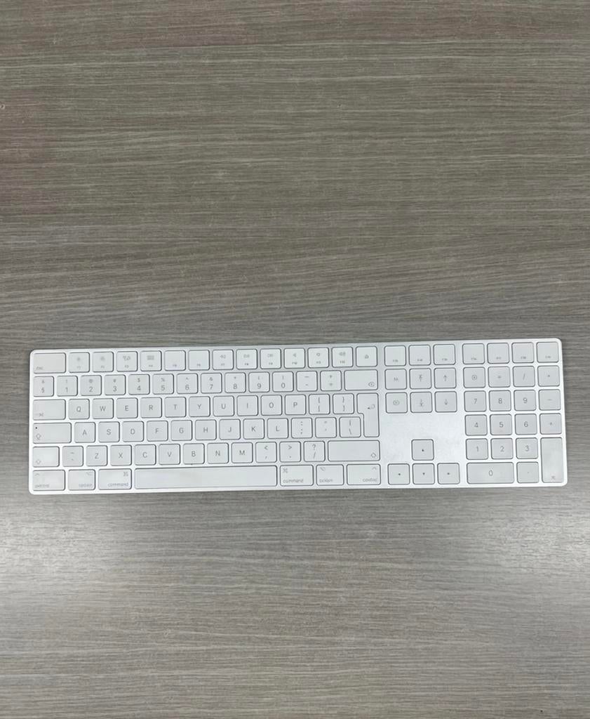 Clavier magique numérique Apple Qwerty, Informatique & Logiciels, Enlèvement ou Envoi, Qwerty, Comme neuf, Sans fil