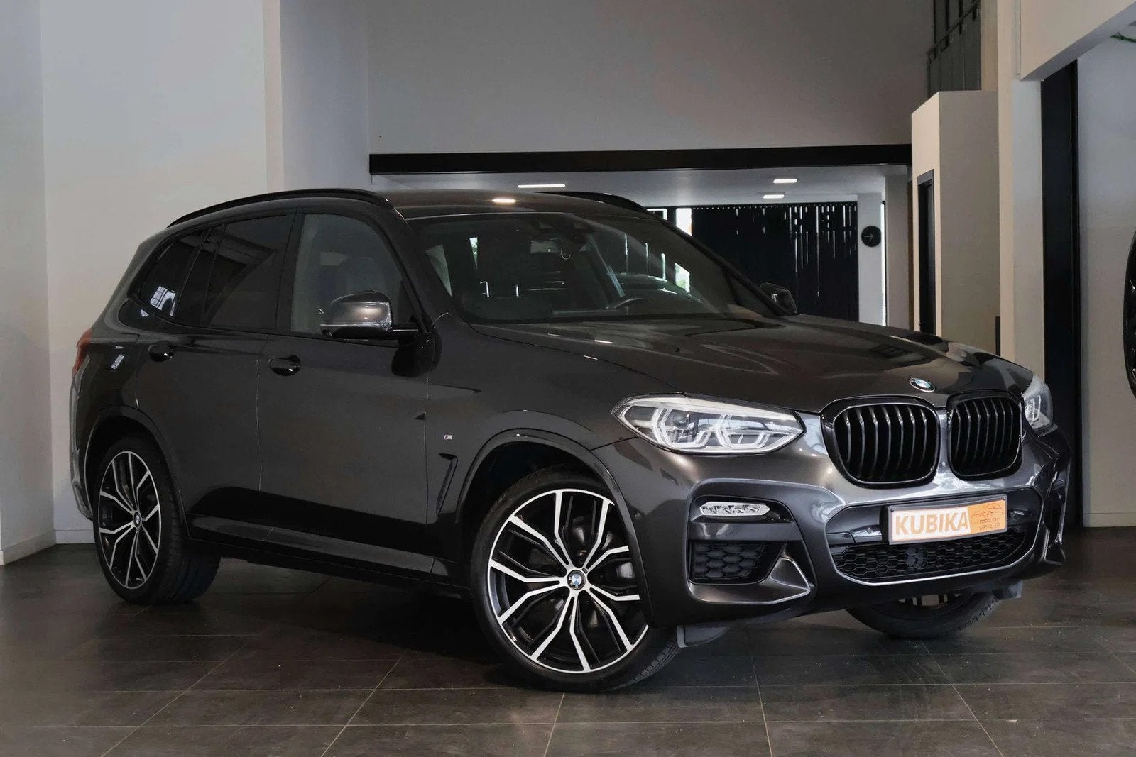 BMW X3 X3 2.0 xDrive20dA M-PACK 360C Head-up LijnAssist Memo, Auto's, BMW, Automaat, Euro 6, 4 cilinders, 2420 kg