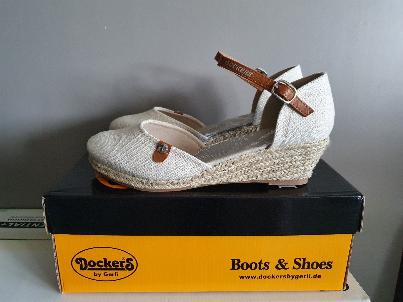 Nieuwe schoenen van Dockers maat 39, Kleding | Dames, Schoenen, Dockers, Ophalen of Verzenden, Nieuw