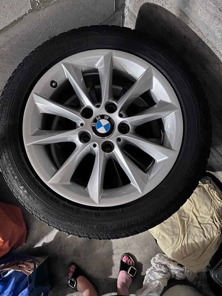 Pack hiver 4 roues complètes BMW  jantes d’origin pneus BMW, Ophalen, 16 inch, Nieuw, Band(en)