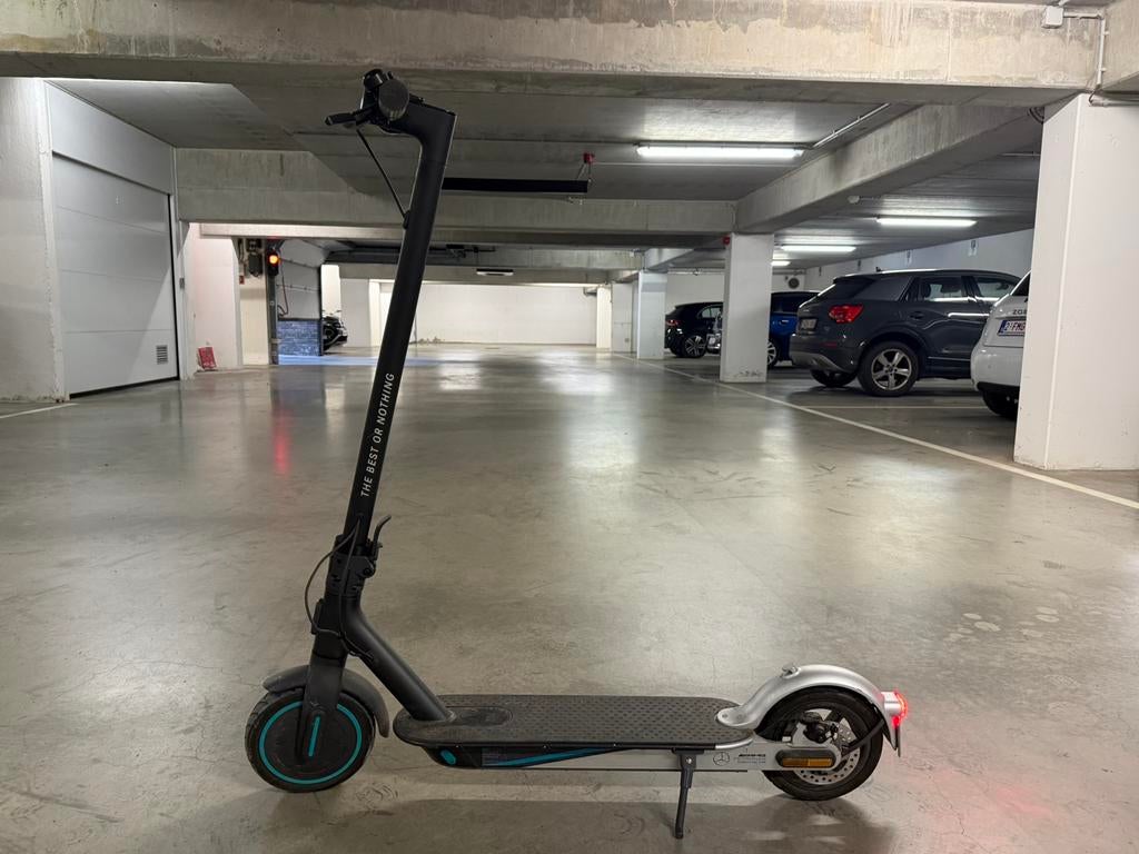 Xiaomi Mi Pro 2 step Mercedes-AMG editie, Fietsen en Brommers, Steps, Ophalen, Zo goed als nieuw