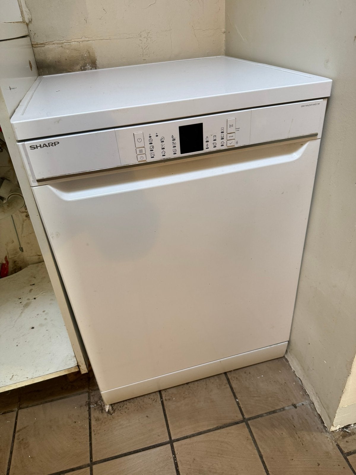 Afwasmachine Sharp oud, maar werkend, Ophalen, Zo goed als nieuw