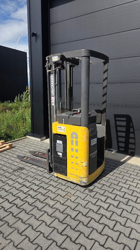 Atlet stapelaar, heftruck, reachtruck, Ophalen, Heftruck, 1000 tot 2000 kg, Elektrisch