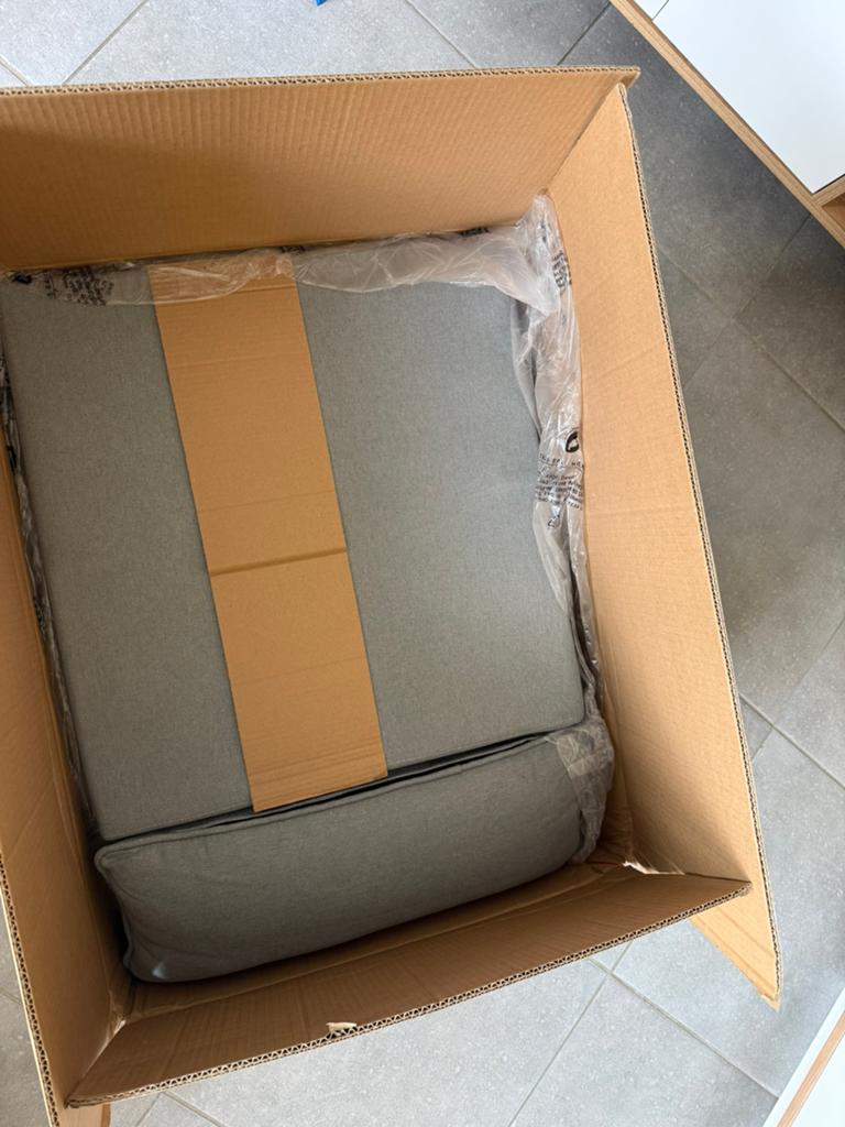 Fauteuil lichtgrijs nieuw in doos, Huis en Inrichting, Ophalen, Nieuw, Hout, Modern