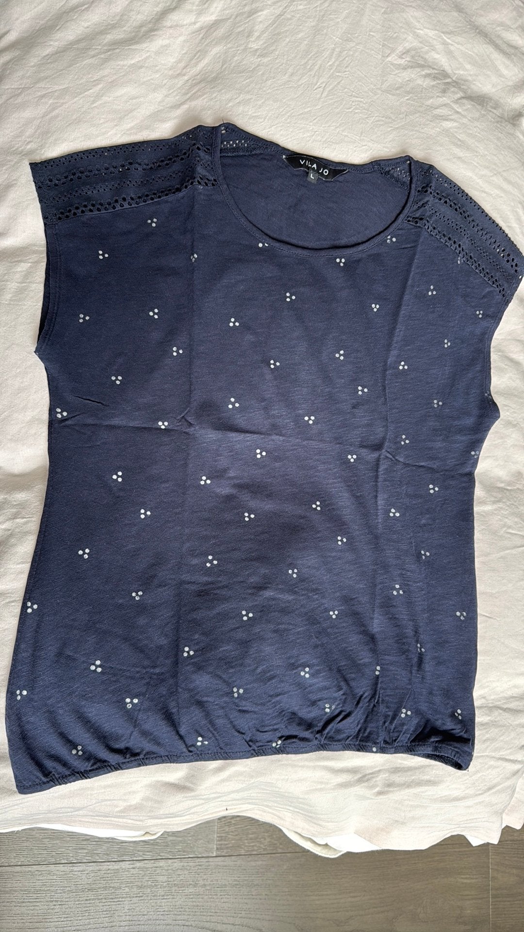 Topje Vila Joy blauw, Blauw, Maat 42/44 (L), Ophalen of Verzenden, Zo goed als nieuw