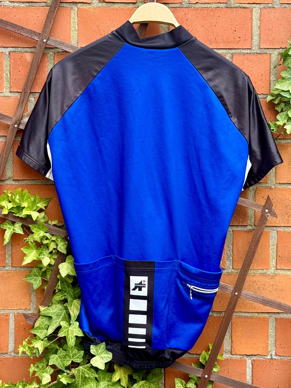 Maillot de cyclisme ASSOS of Switzerland XL — Swiss Design, Vélos & Vélomoteurs, Vêtements d'extérieur, Femmes, Enlèvement ou Envoi