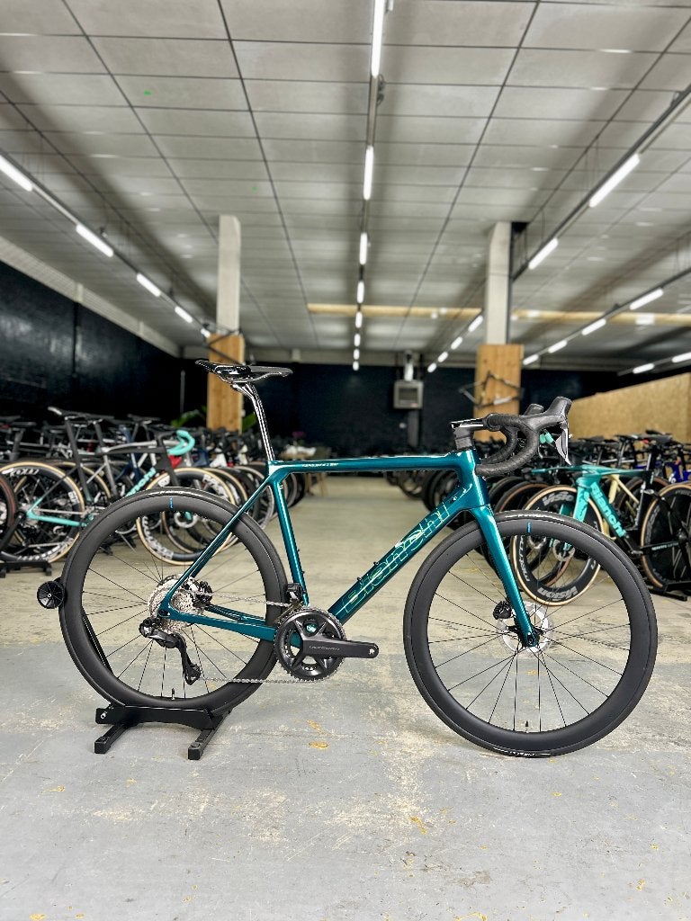 Bianchi Specialissima CV Di2 Carbon Racefiets, Ophalen of Verzenden, Zo goed als nieuw
