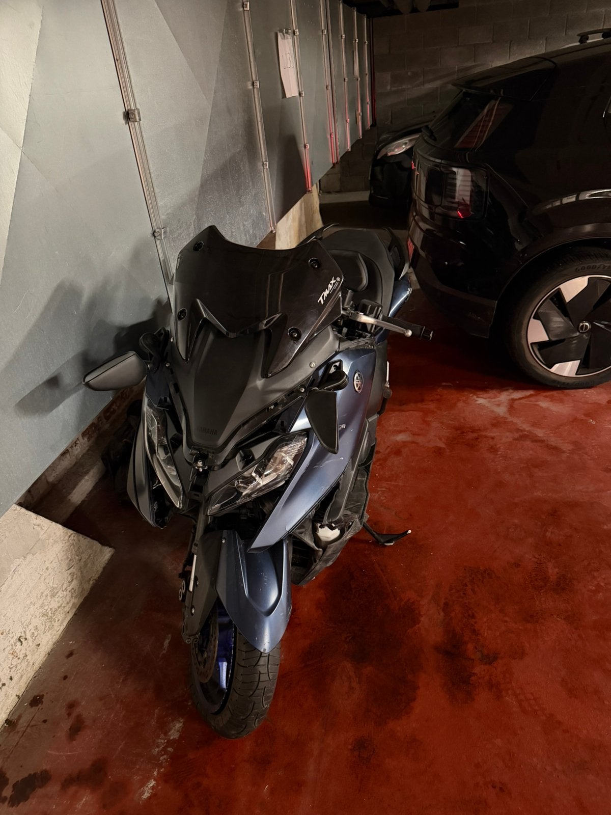 Tmax 2022, Vélos & Vélomoteurs, Enlèvement ou Envoi, Utilisé, 562 cm³, Essence