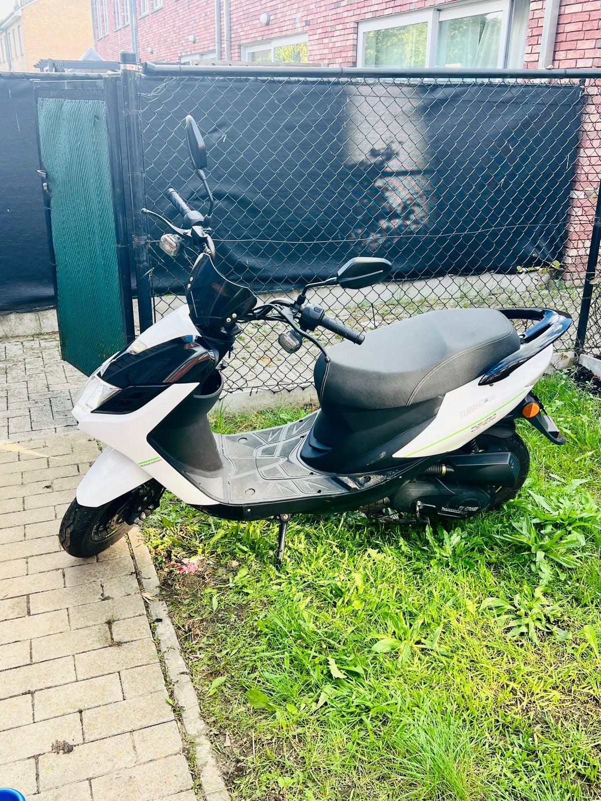 Scooter, Fietsen en Brommers, Ophalen of Verzenden, Zo goed als nieuw