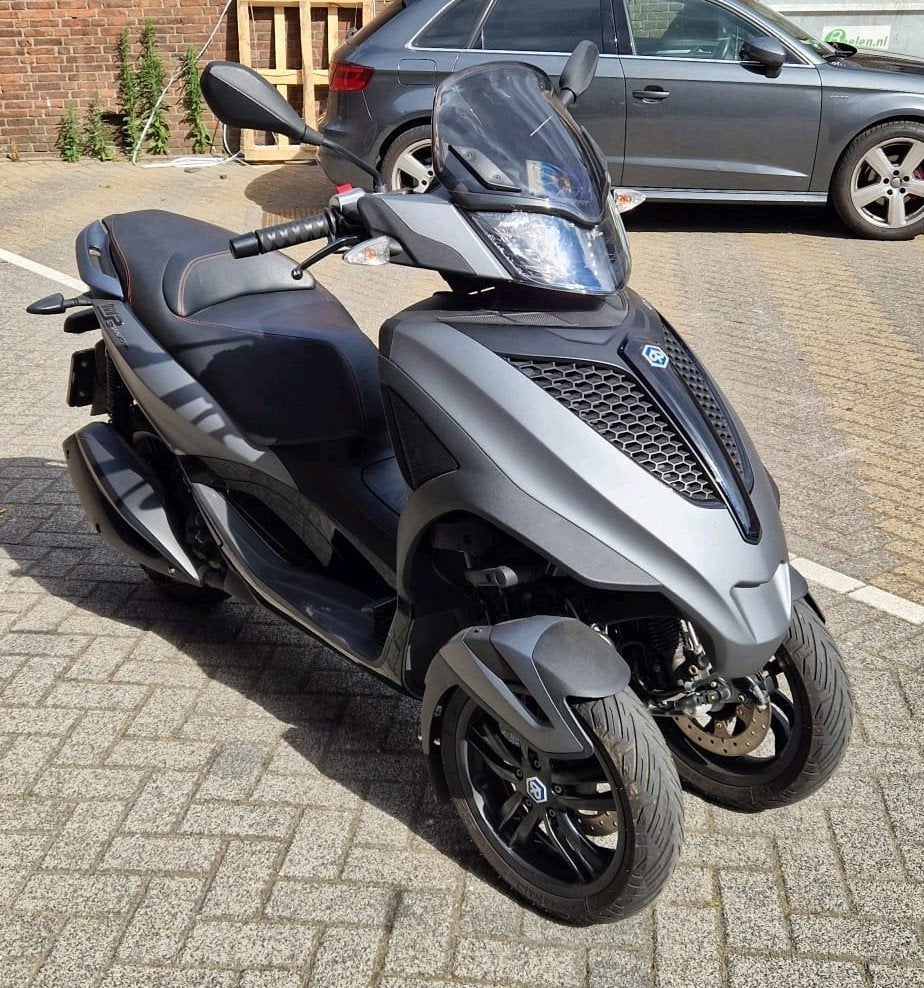 Piaggio Mp3 Yourban LT 300CC, Motos, Quads & Trikes
