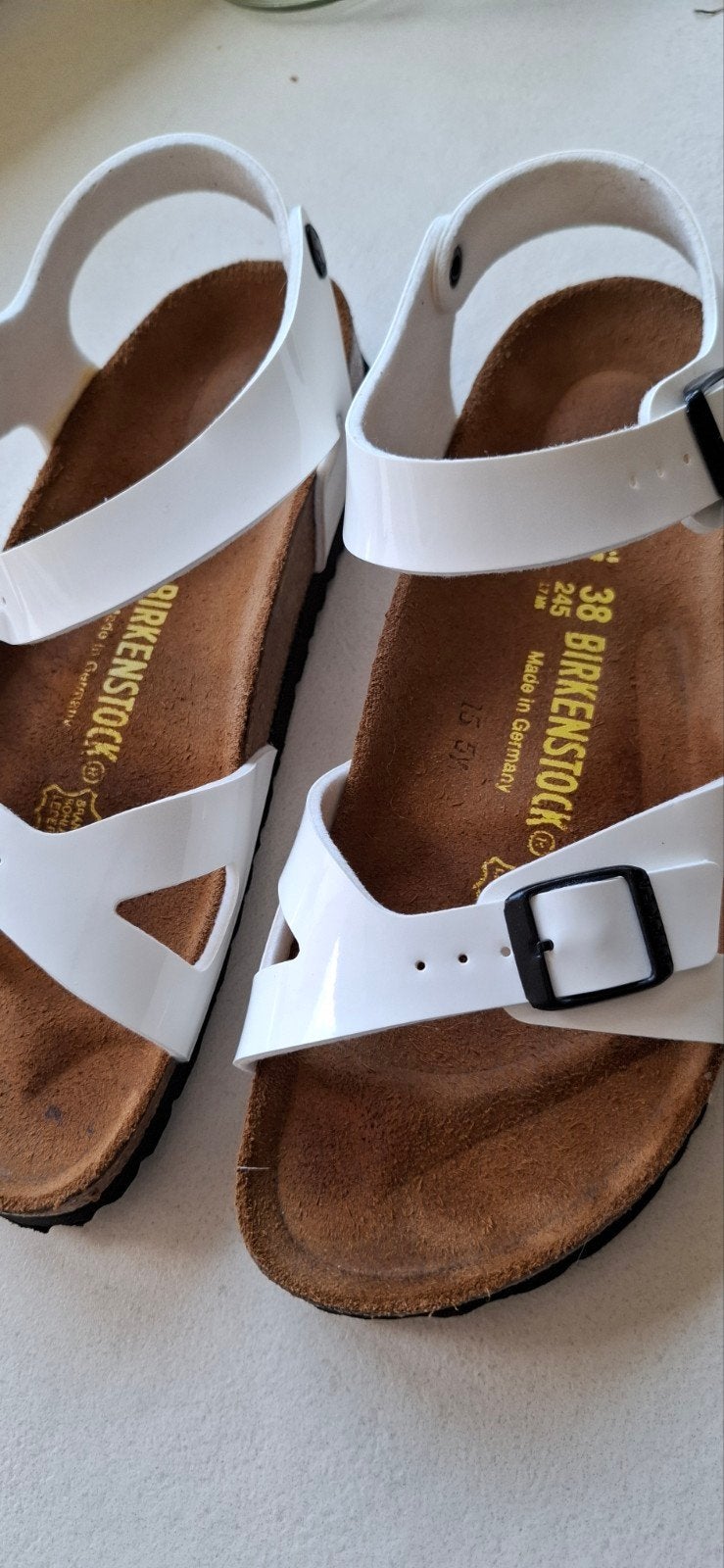 Nieuwe Birkenstock sandalen wit maat 38, Ophalen, Wit