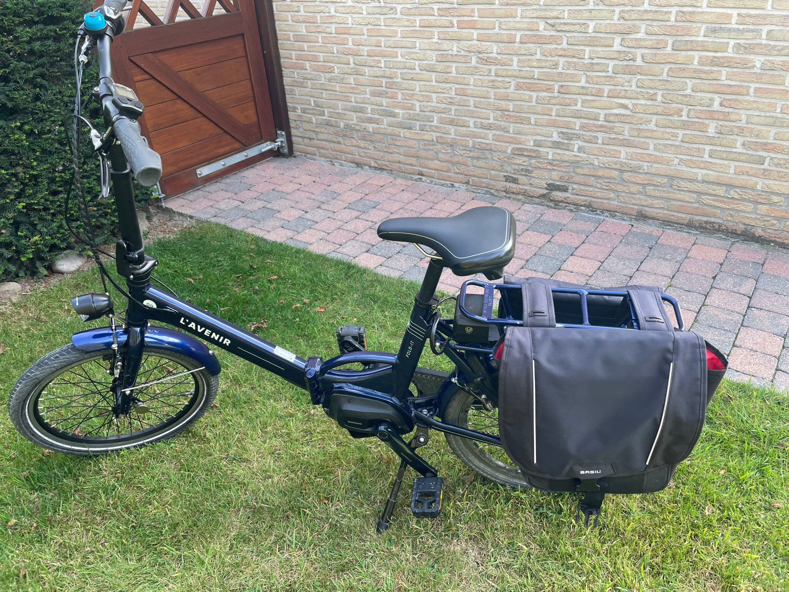 Elektrische vouwfiets, Fietsen en Brommers, Ophalen, Zo goed als nieuw, Versnellingen