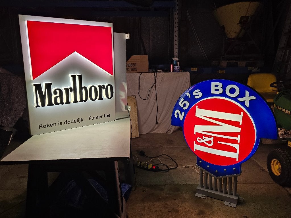 Lichtreclame Marlboro en L&M, Ophalen, Nieuw, Lichtbak of (neon) lamp