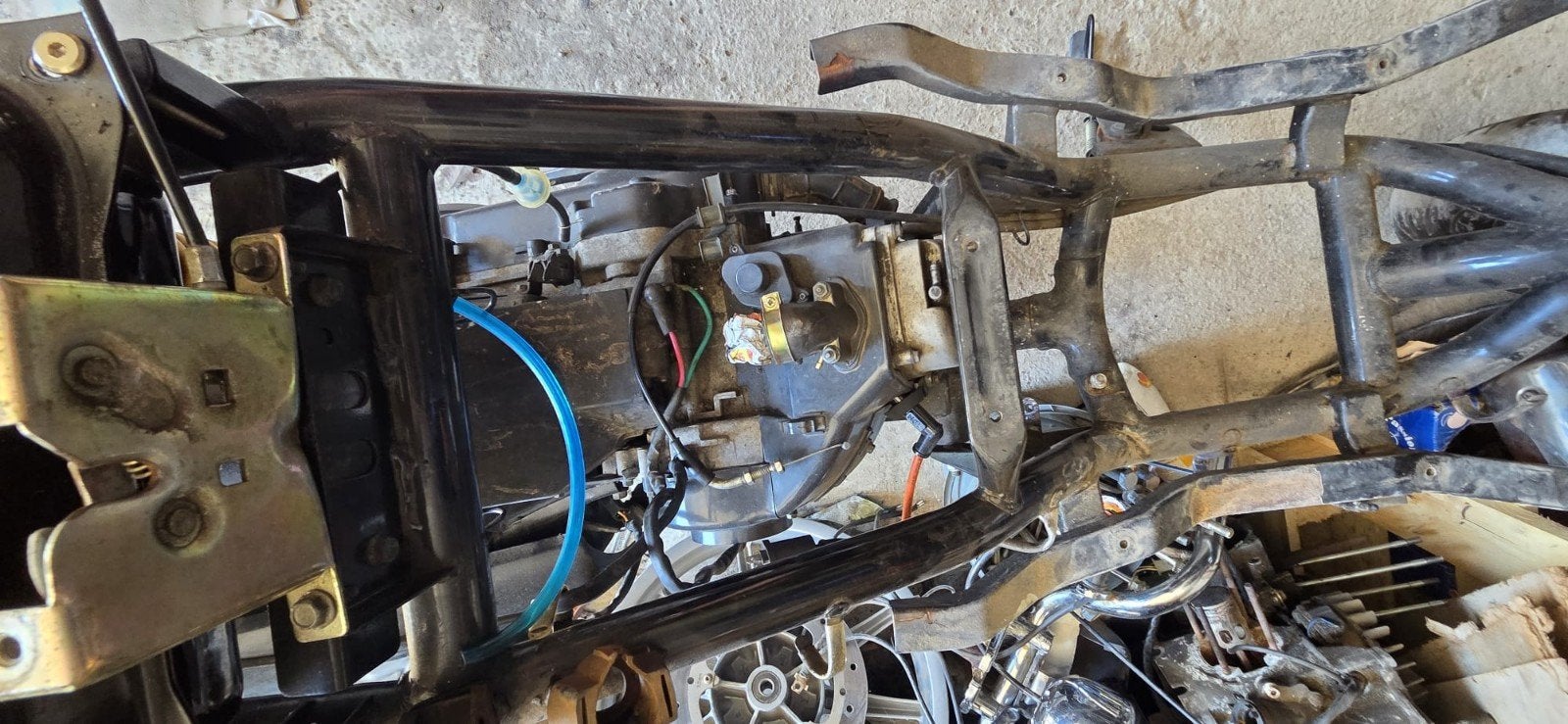 différents blocs moteurs : 50cc, 4 temps et 2 temps Sym Kymc, Vélos & Vélomoteurs, Enlèvement ou Envoi