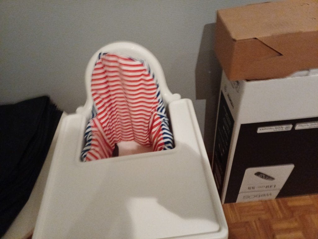 babystoel met inzetkussen, Kinderen en Baby's, Kinderstoelen, Ophalen, Zo goed als nieuw, Overige typen, Aanschuifbaar