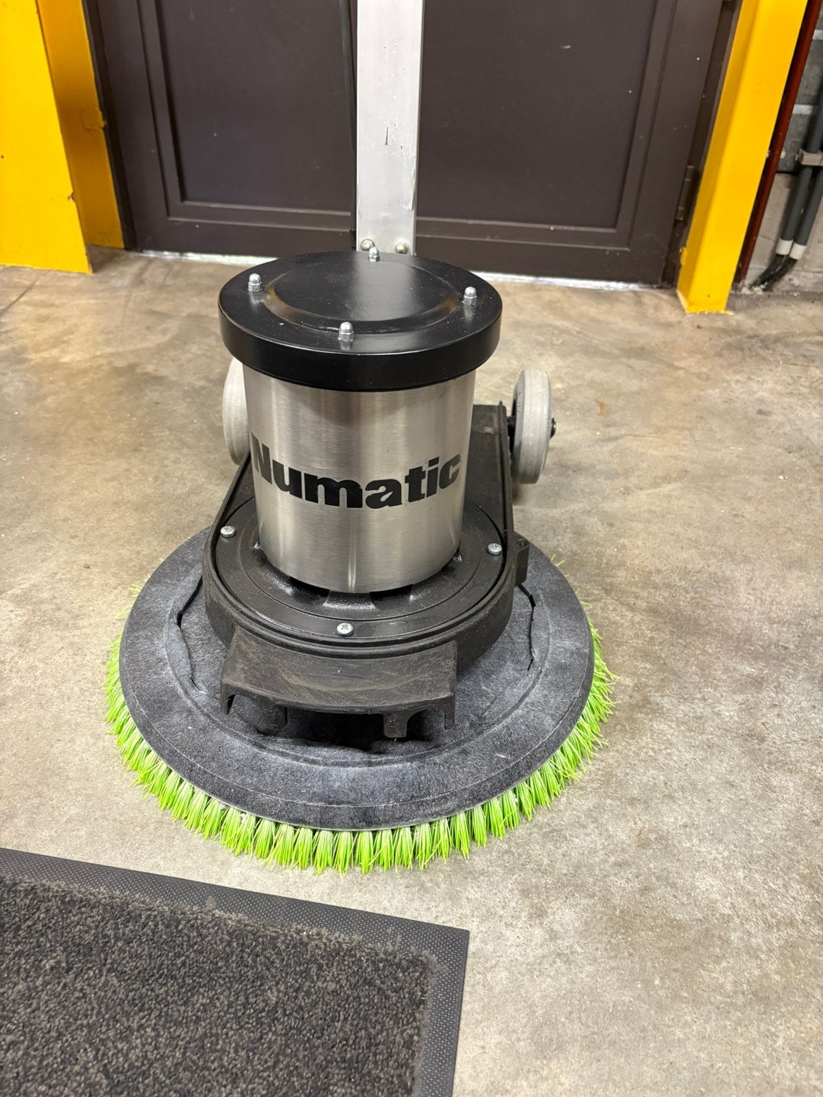 Numatic woodboy, Doe-het-zelf en Bouw, Reinigingsmachines, Ophalen, Zo goed als nieuw