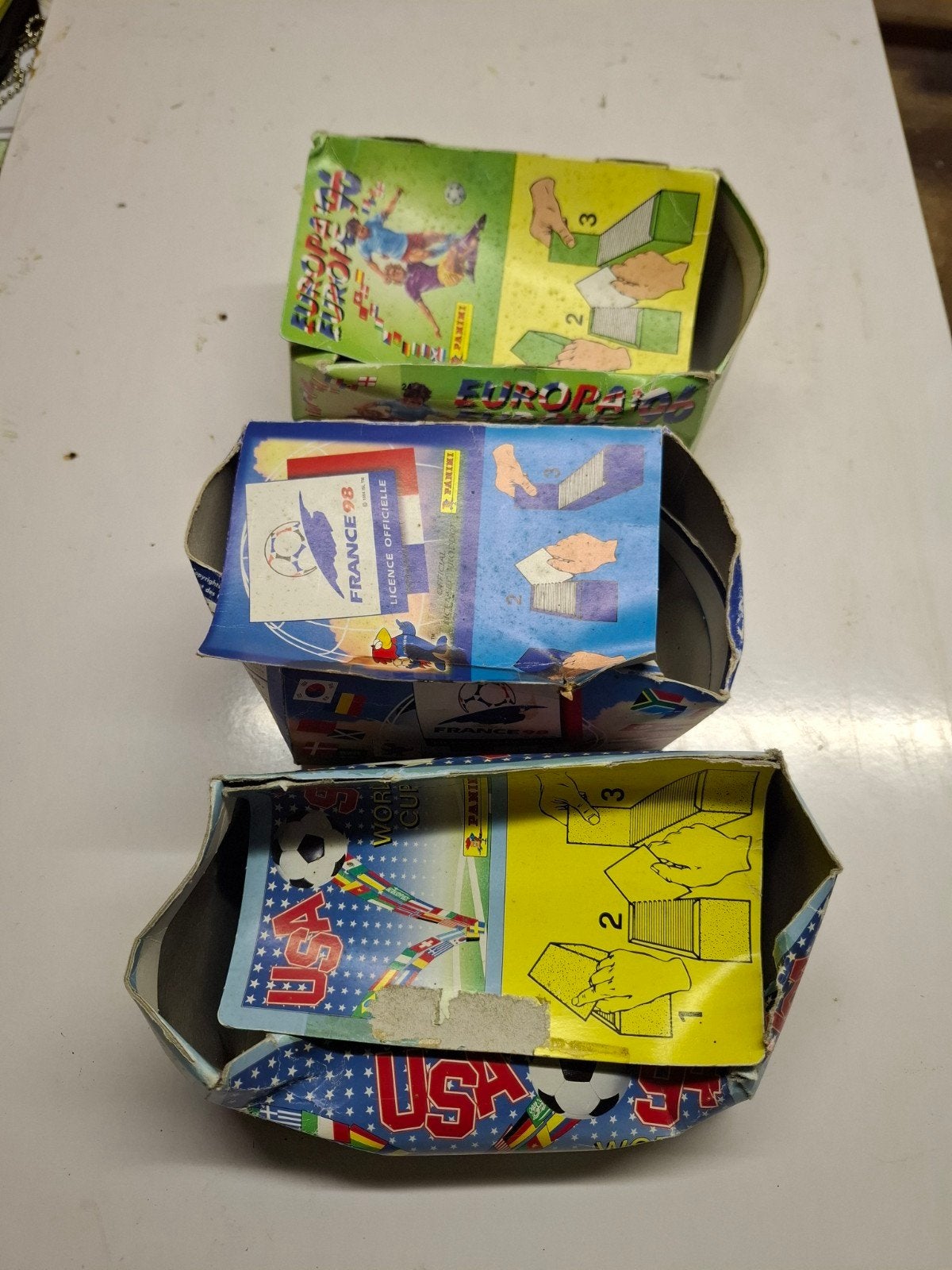 panini boites vide, Collections, Enlèvement ou Envoi