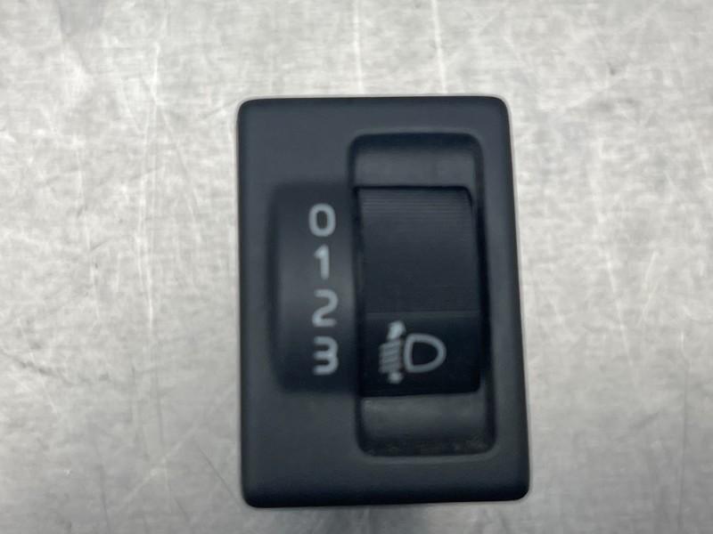DIVERS Isuzu D-Max (TFR / TFS) (|M42222RT50|), Utilisé, Autres marques automobiles