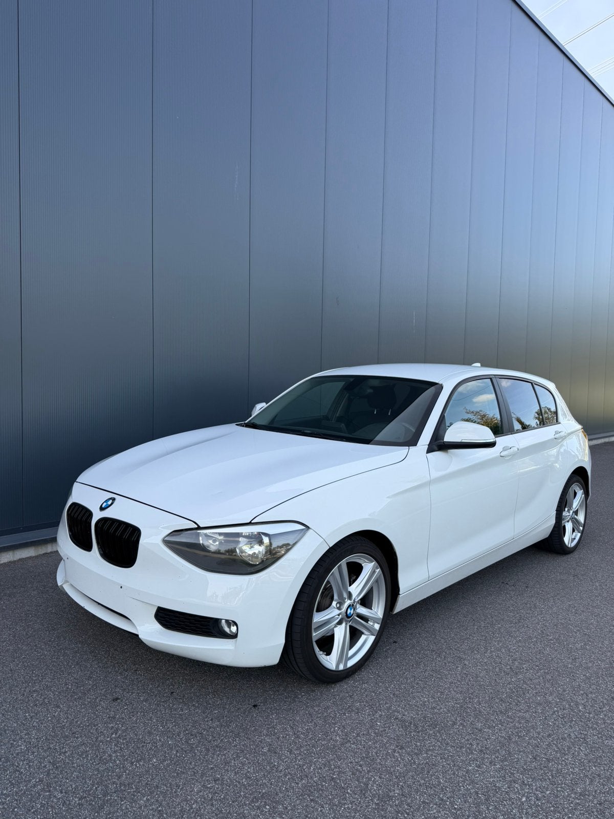 BMW 114d F20 – 270.000 km – Distributieketting vervangen., Auto's, Euro 5, Particulier, Airconditioning, Te koop
