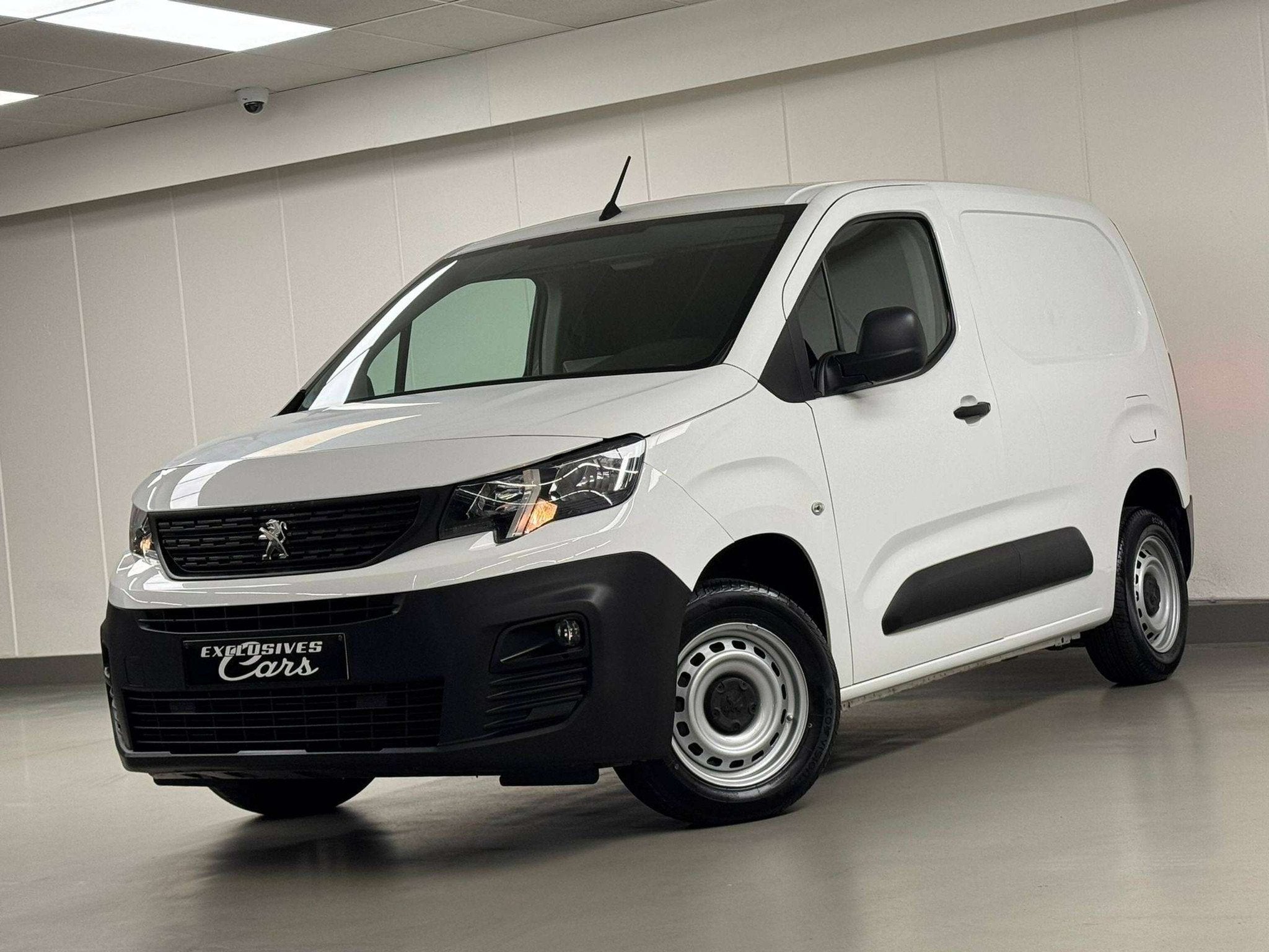 Peugeot Partner HDI 75CV 3PLACES UTILITAIRE GPS TVAC/BTW, Autos, 144 g/km, Achat, Euro 6, Entreprise