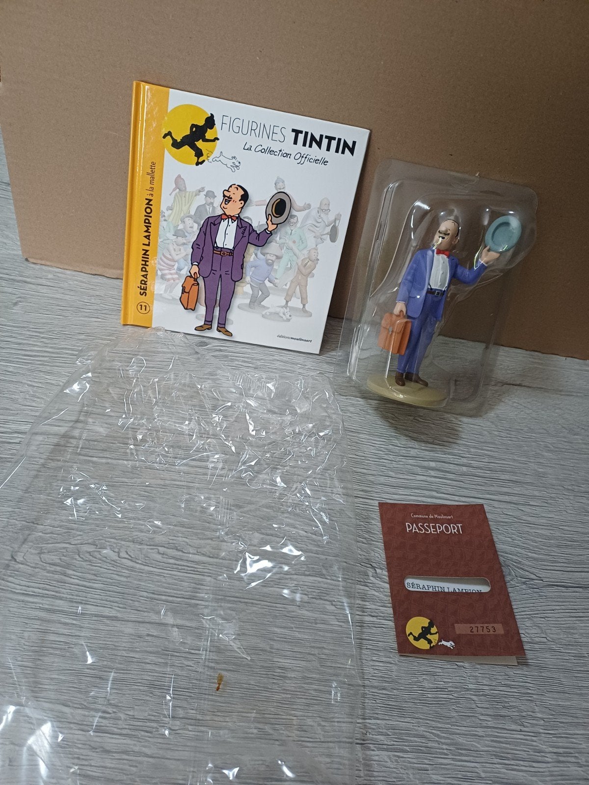 Figurine Seraphin Lampion 11 Tintin, Enlèvement ou Envoi, Tintin, Comme neuf, Statue ou Figurine