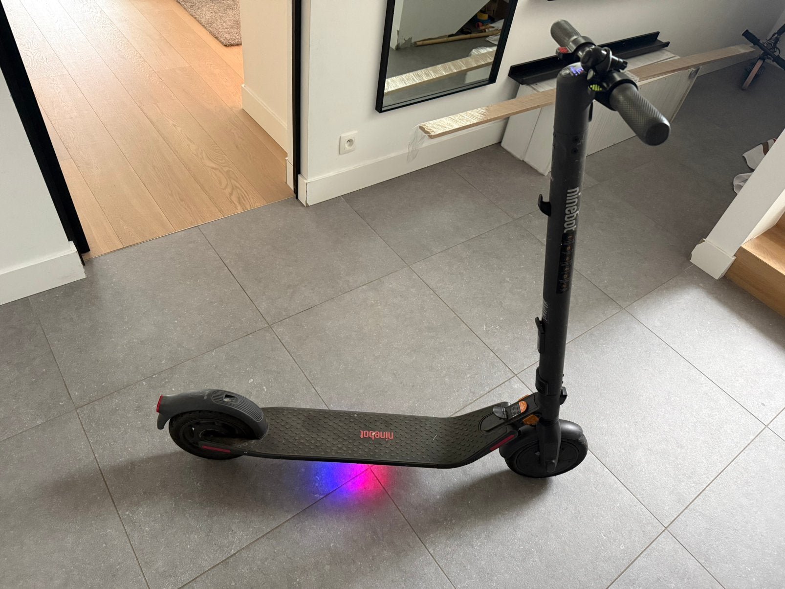Ninebot segway trotinette electrique e22, Ophalen, Gebruikt