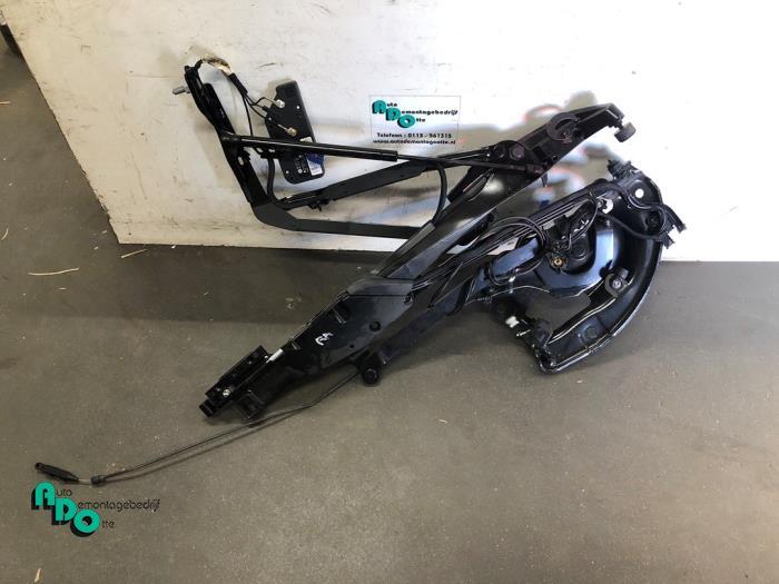 Charnière toit escamotable d'un Volkswagen Eos, Autos : Pièces & Accessoires, Autres pièces automobiles, Volkswagen, Utilisé, 3 mois de garantie