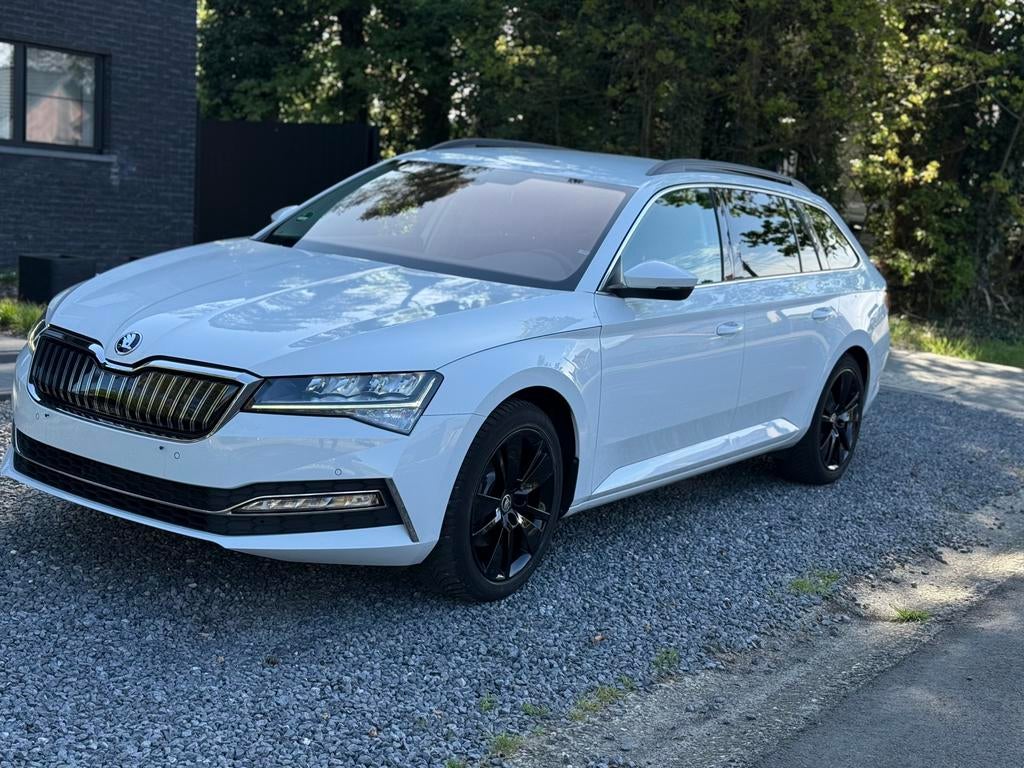 SKODA SUPERB IV HYBRIDE, Ophalen