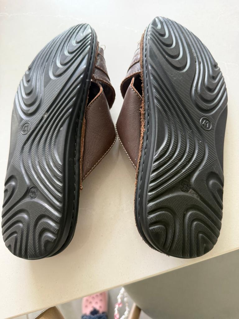 Tongs pour hommes, Vêtements | Hommes, Chaussures, Chaussons, Enlèvement ou Envoi, Brun, Italië