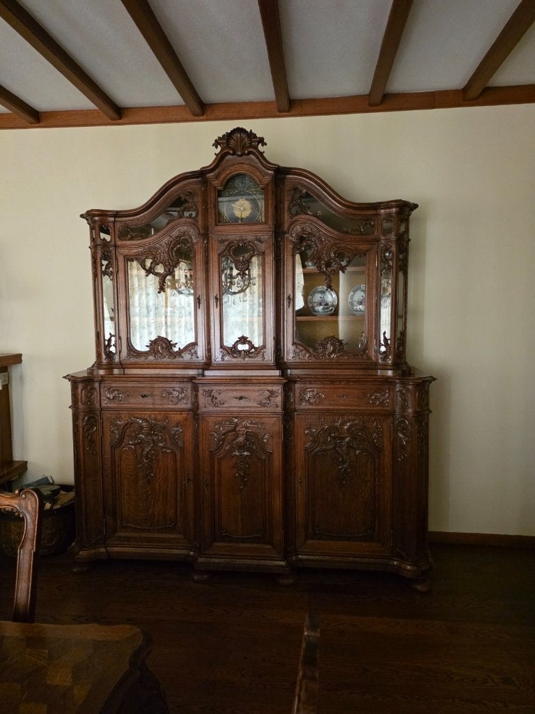 Antieke Luikse eetkamer Louis XIV, Ophalen