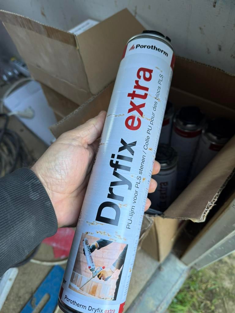 Porotherm Dryfix Extra PU-lijm (7bussen + 1 geop) goedkoop, Doe-het-zelf en Bouw, Ophalen, Gebruikt