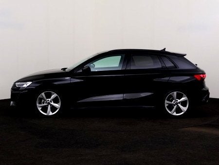 Audi A3 Sportback 30 TFSI MHEV S line S tronic, Autos, Achat, Hatchback, A3, Noir
