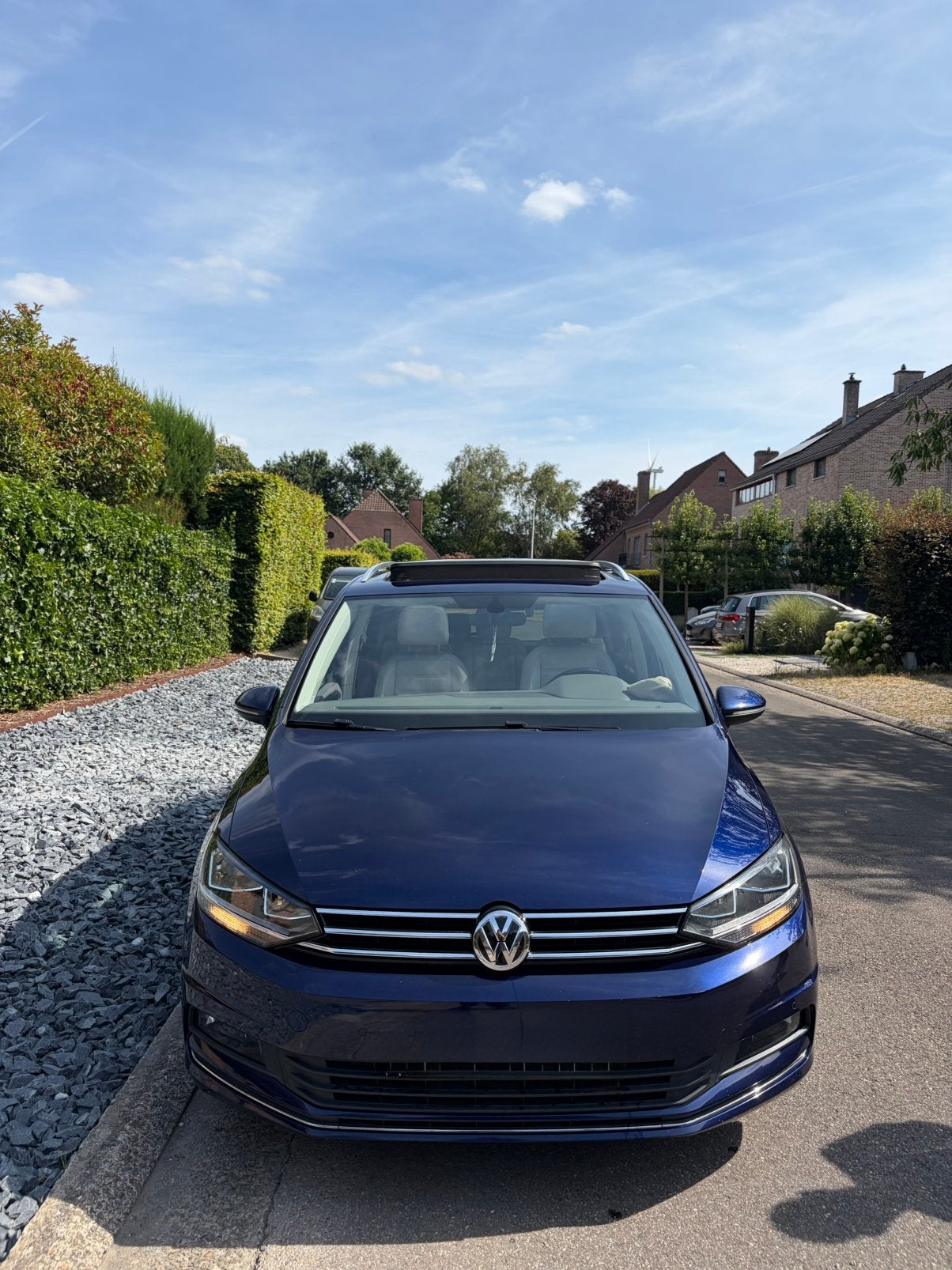 Volkswagen Touran 2.0 diesel (7 sièges), Cuir, Achat, Feux de virage, 7 places