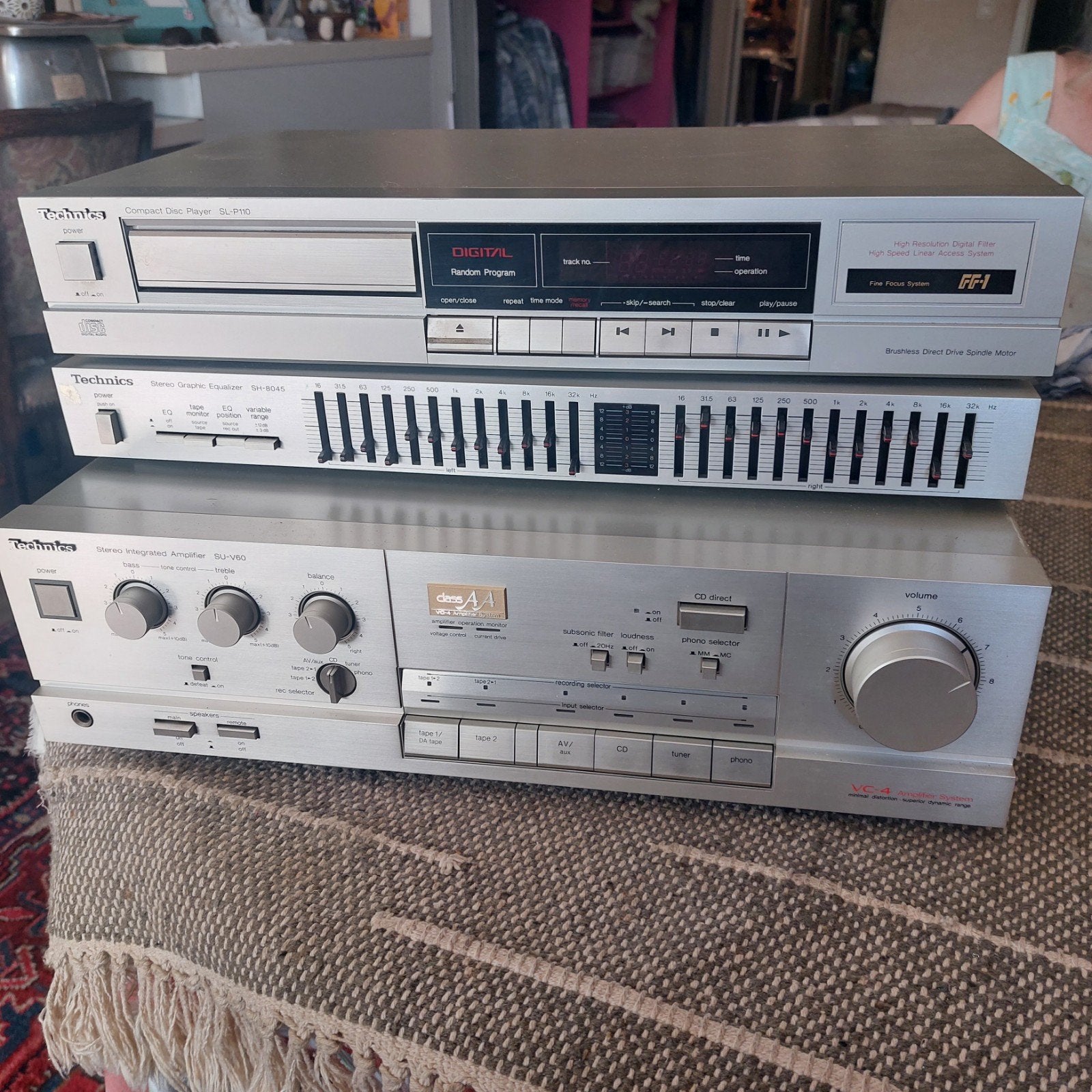 Versterker technics su v60 en equalizer sh 8045 en sl p110, TV, Hi-fi & Vidéo, Enlèvement