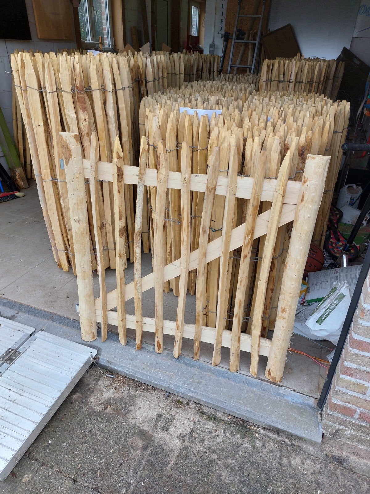 kastanje kastanjehouten poortje hekwerk palen, Ophalen