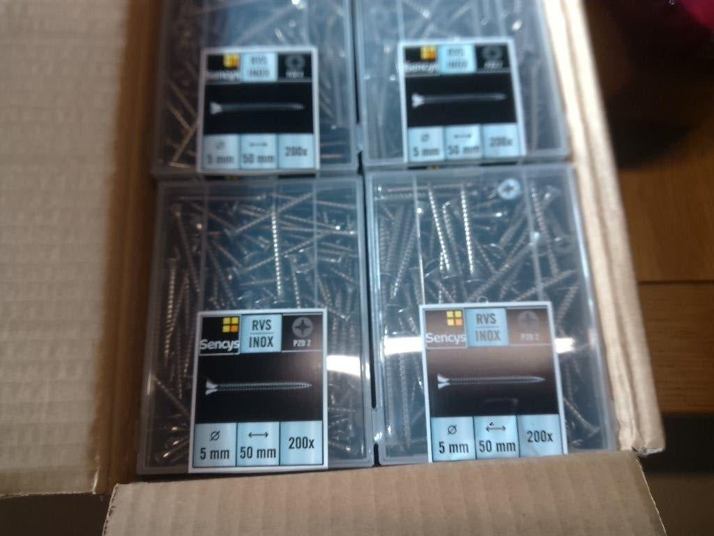 12 dozen met 5x50 roestvrijstalen schroeven, Ophalen, Schroeven, Nieuw, Inox