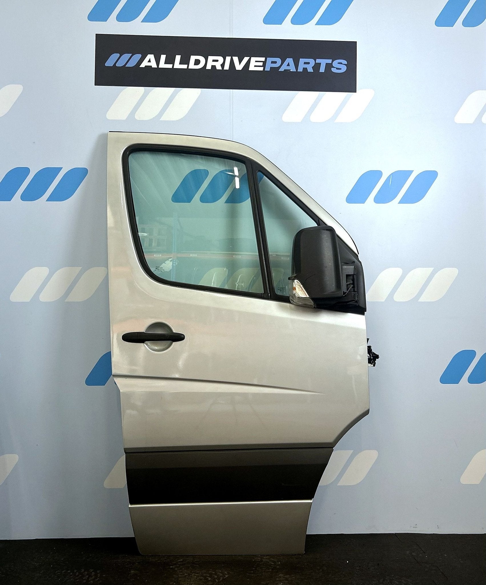 Mercedes Sprinter voorportier rechts zilvergrijs A9067200105, Gebruikt, -, Deur, -