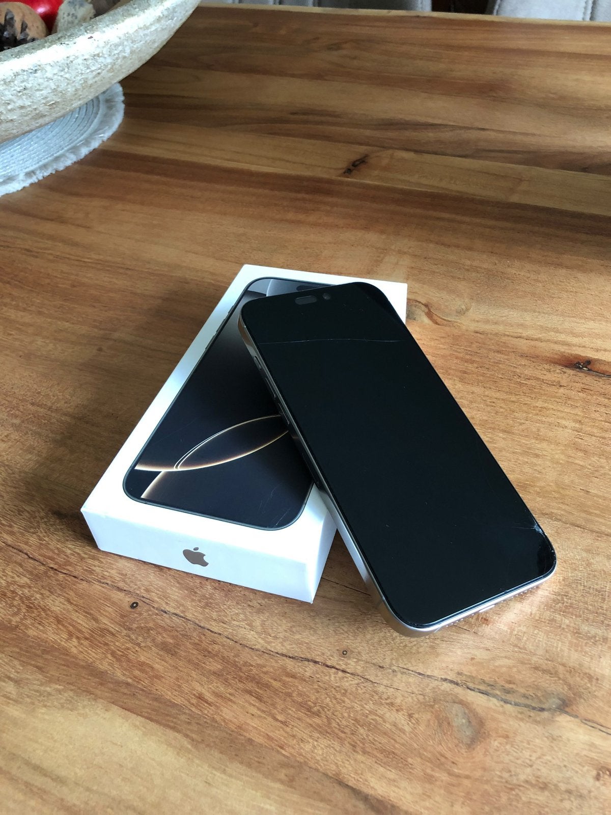 Iphone 16 pro max 256gb natural titanium, Telecommunicatie, IPhone 16 Pro Max, Zo goed als nieuw, Zonder simlock, Grijs