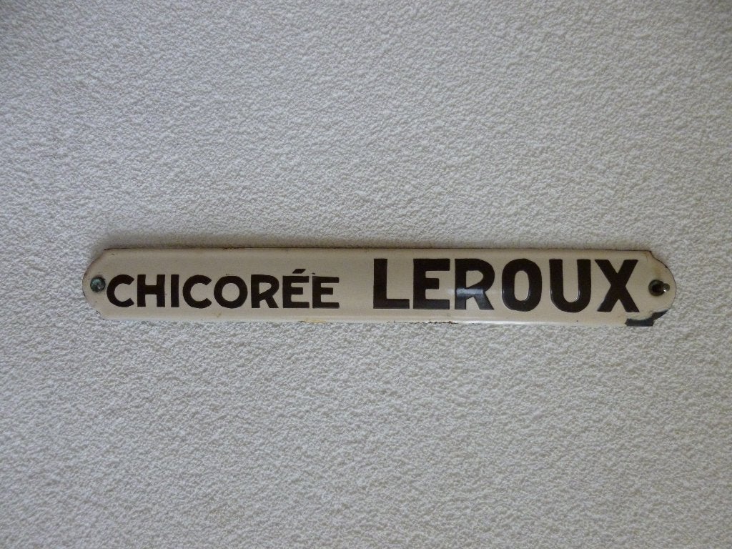 PANNEAU DE PORTE EN ÉMAIL «CHICORÉE LEROUX » DES ANNÉES 1930, Collections, Enlèvement ou Envoi, Utilisé, Panneau publicitaire